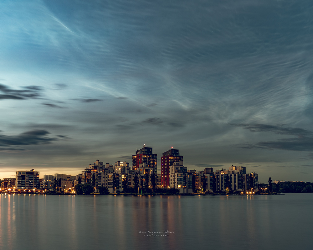 Galleribilden Noctilucent clouds